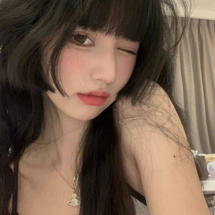 卡	通霸气女生头像